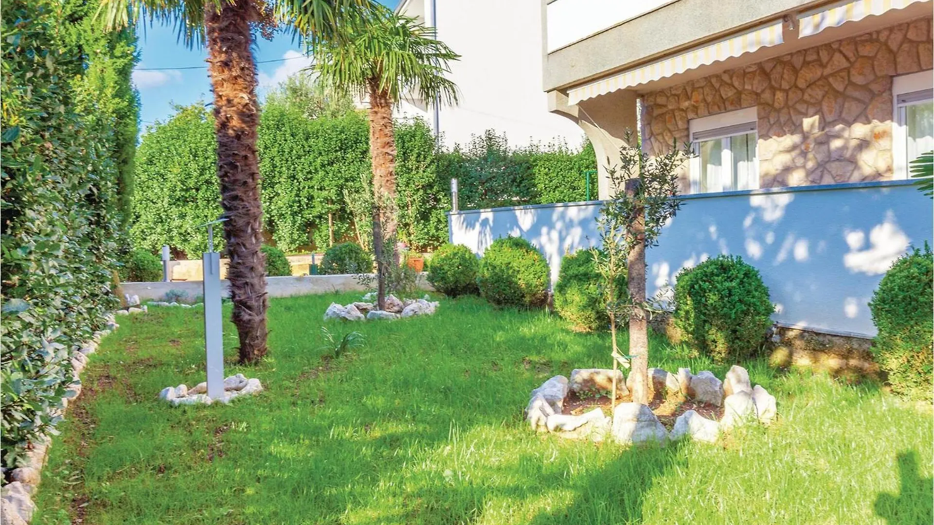 Gorgeous Apartment In Dramalj With Wifi 0*,  Croatia